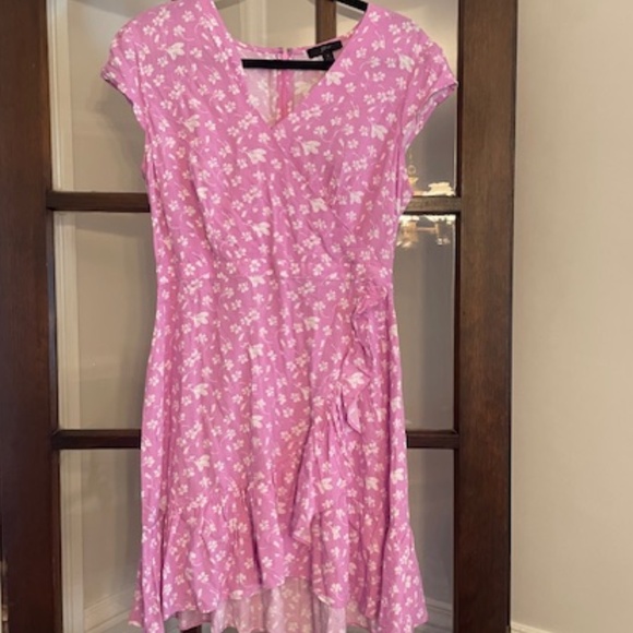 J.Crew Lavender Floral Ruffled Dress, Size 8. NWT. - Picture 1 of 9